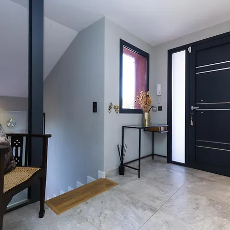 Mora Villa Planet Costa Dorada 빌라 *
